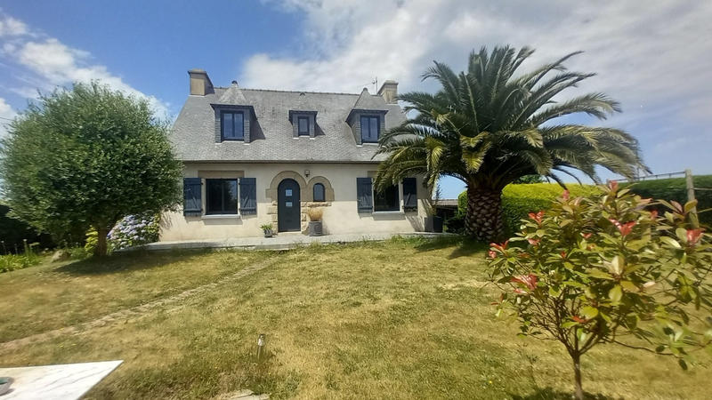 Maison - 110 m² - 7 pièces