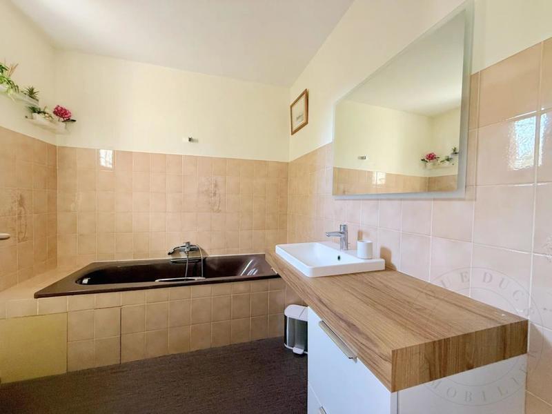 Maison - 131 m² - 6 pièces