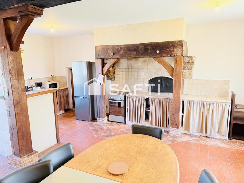 Maison - 311 m² - 14 pièces