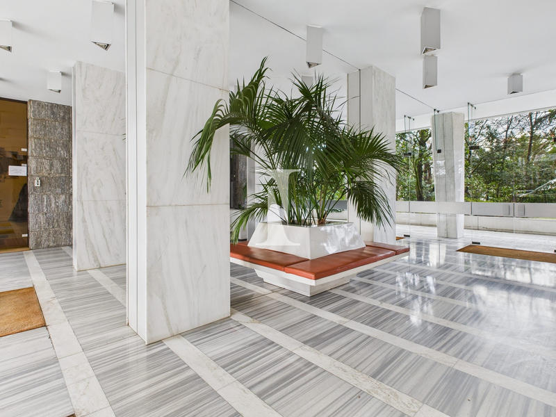 Appartement - 123 m² - 5 pièces