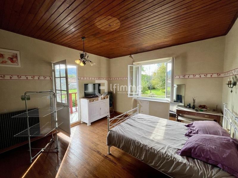 Maison - 151 m² - 6 pièces