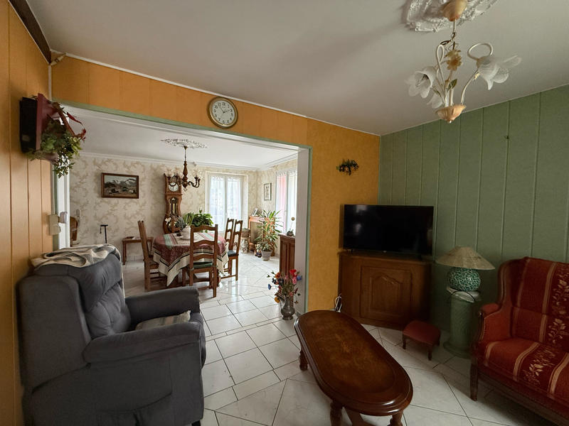 Maison - 91 m² - 5 pièces