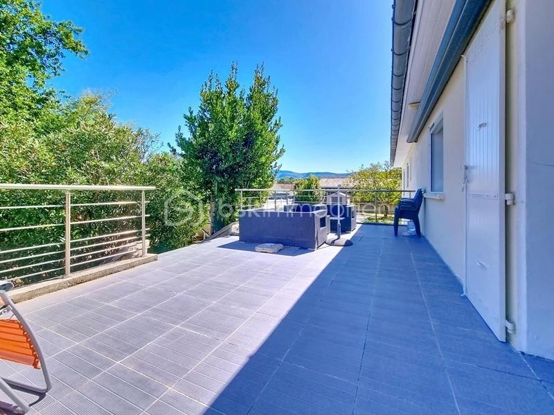 Maison - 126 m² - 5 pièces