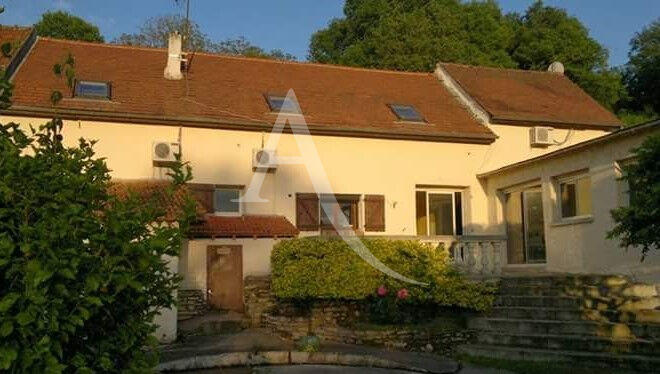 Maison - 193 m² - 5 pièces