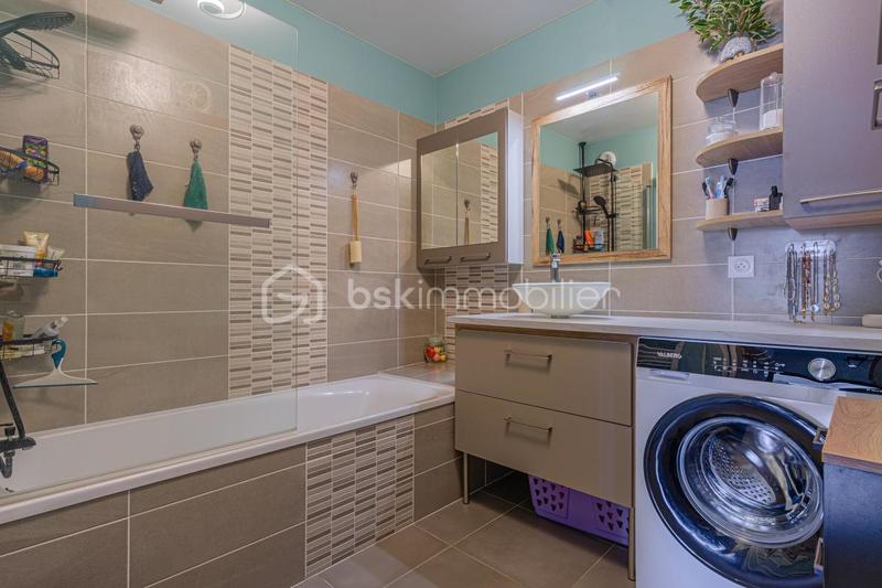 Appartement - 61 m² - 3 pièces