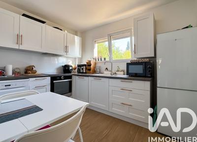 Appartement - 72 m² - 4 pièces