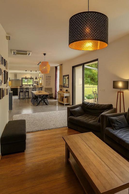 Maison - 262 m² - 9 pièces