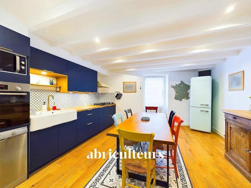 Maison ancienne - 220 m² - 7 pièces