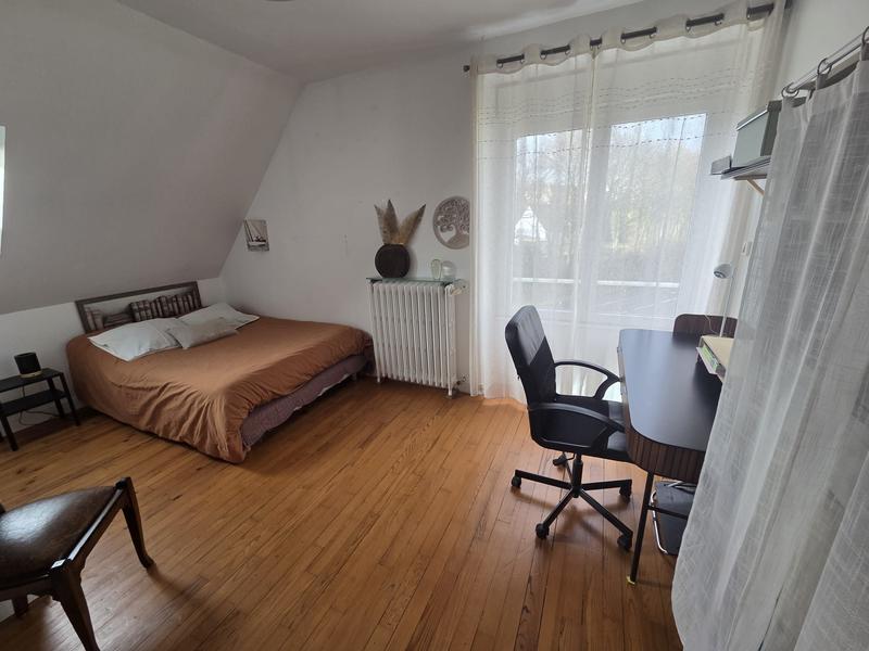 Maison - 150 m² - 8 pièces