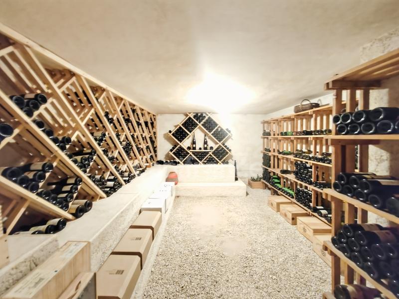 Maison - 250 m² - 8 pièces