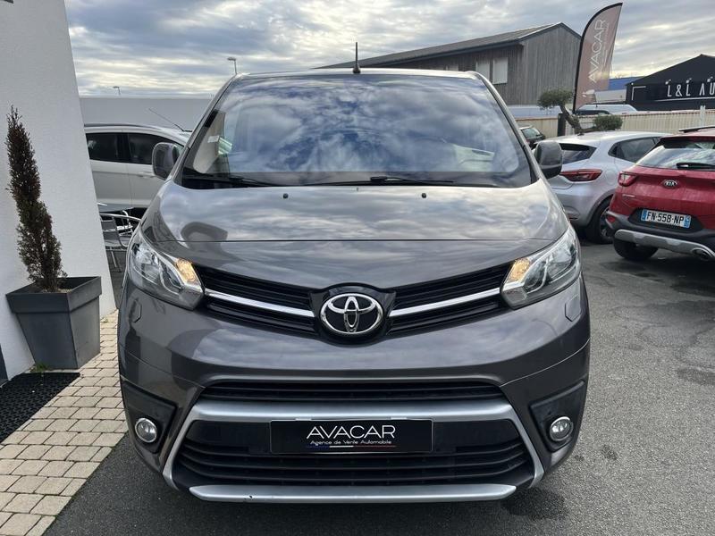 Toyota Proace Verso Medium 2.0 150 Ch d-4d Executive 8 places *Attelage amovible/Toit panoramique