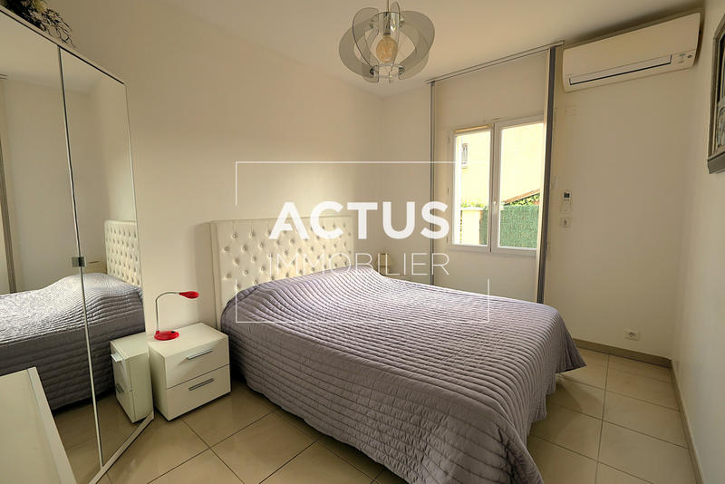 Maison - 196 m² - 7 pièces