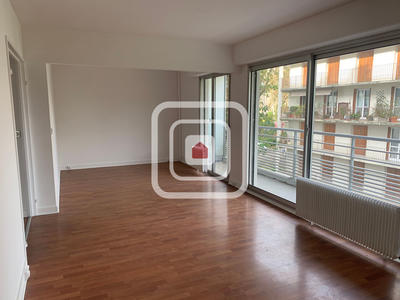 Appartement - 72 m² - 4 pièces