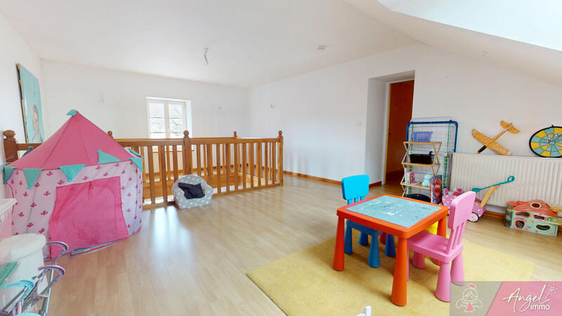 Maison - 158 m² - 6 pièces