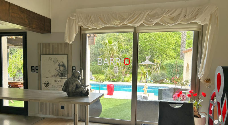 Maison - 165 m² - 7 pièces