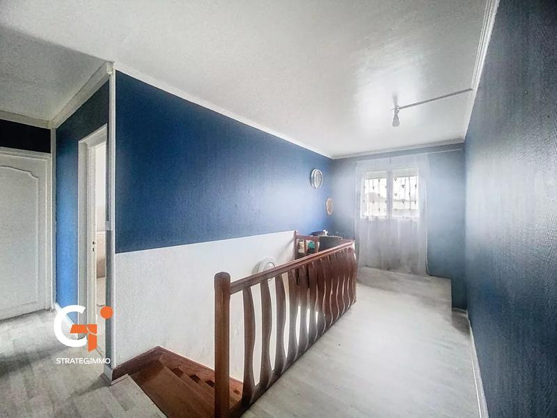 Maison - 198 m² - 7 pièces