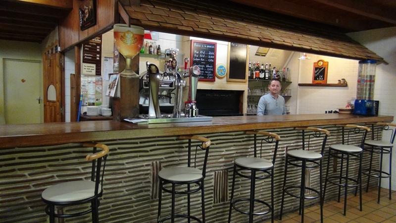 Restaurant bar pizzas a emporter fumel