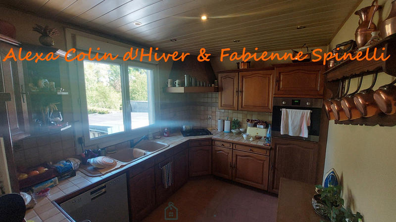 Maison - 80 m² - 5 pièces