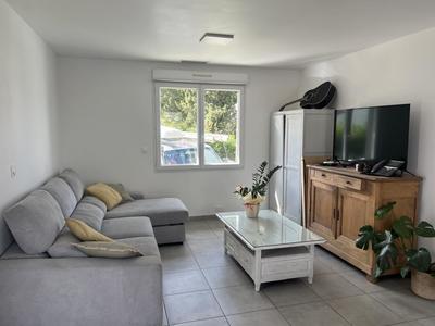 Propriété - 83 m² - 4 pièces