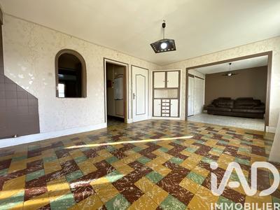 Maison - 156 m² - 7 pièces