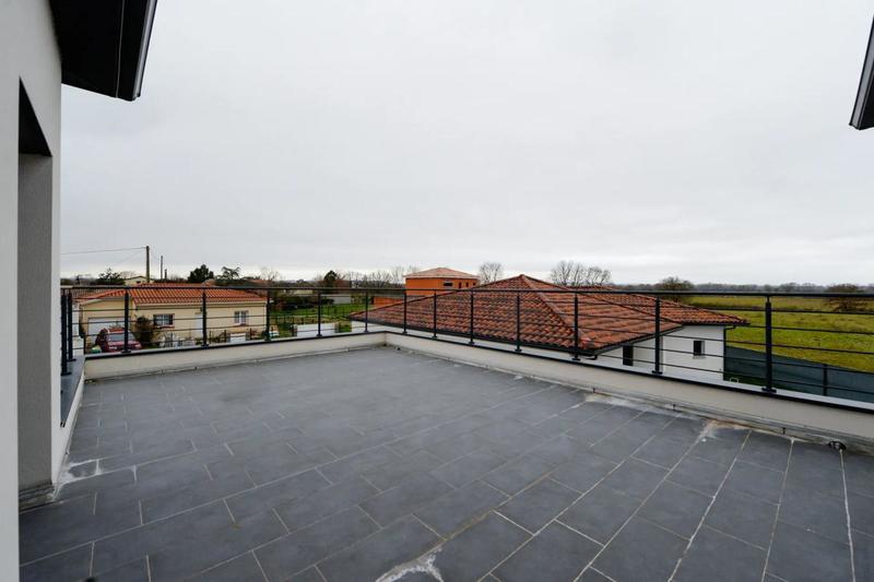 Maison - 143 m² - 5 pièces