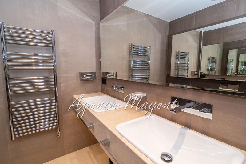 Appartement - 112 m² - 4 pièces