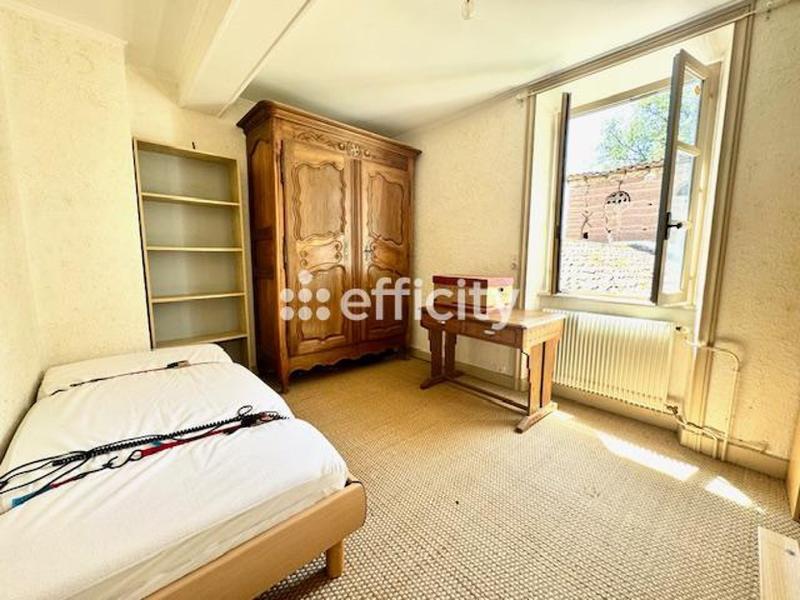 Maison - 220 m² - 10 pièces