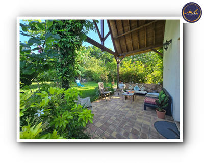 Maison traditionnelle - 175 m² - 7 pièces