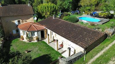 Maison - 110 m² - 4 pièces