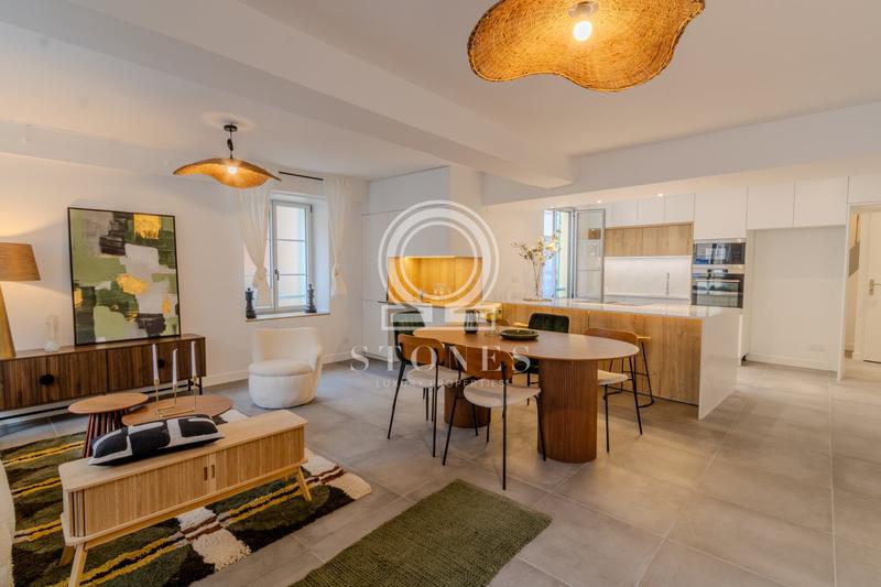 Maison ancienne - 207 m² - 6 pièces