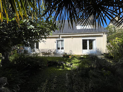 Maison - 102 m² - 4 pièces