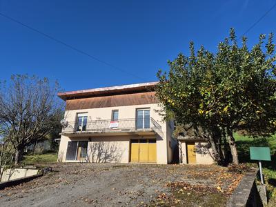 Maison - 83 m² - 4 pièces