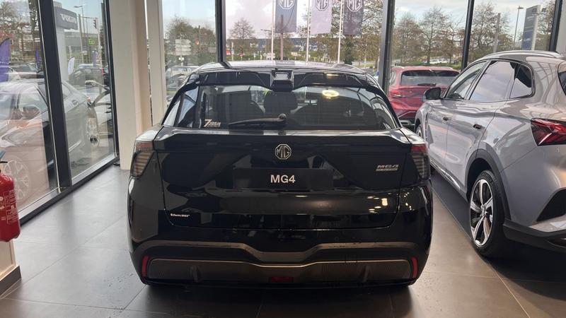 Mg Mg4 Standard 51kWh 125kW