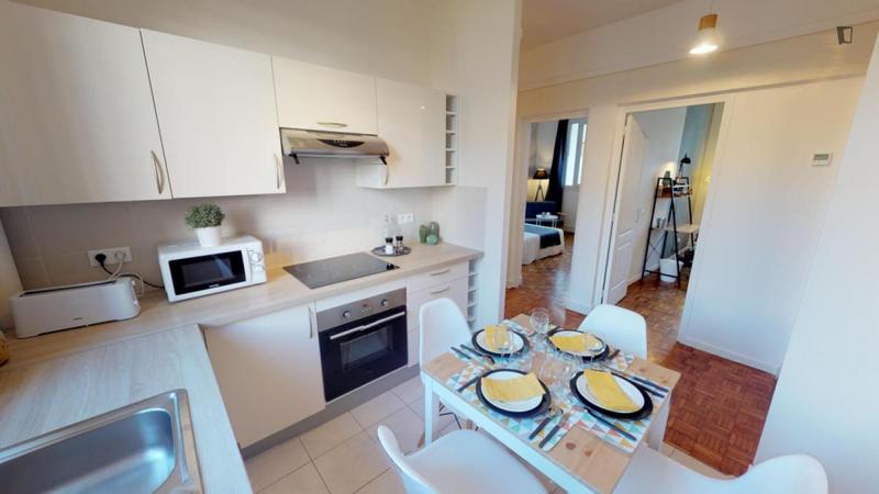 Chambre - 13 m² - 4 pièces