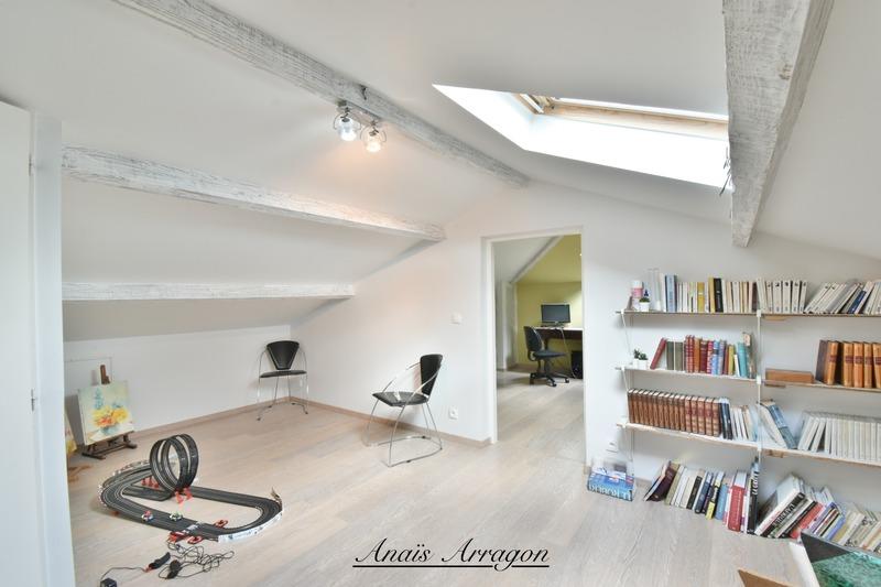 Propriété - 250 m² - 9 pièces