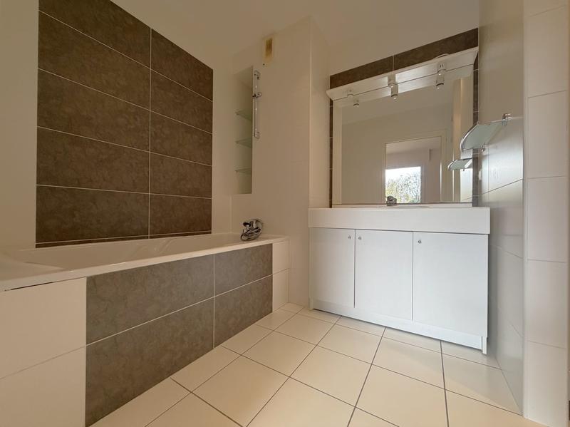 Appartement - 205 m² - 6 pièces