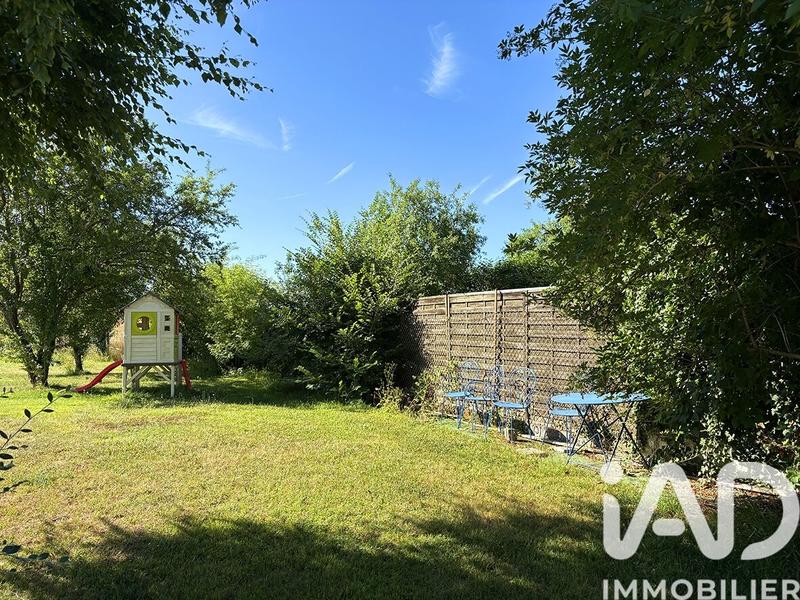 Maison - 221 m² - 9 pièces