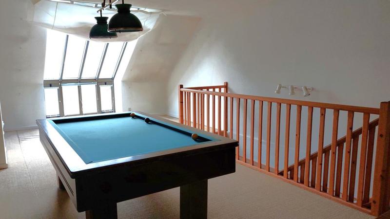 Maison - 331 m² - 10 pièces