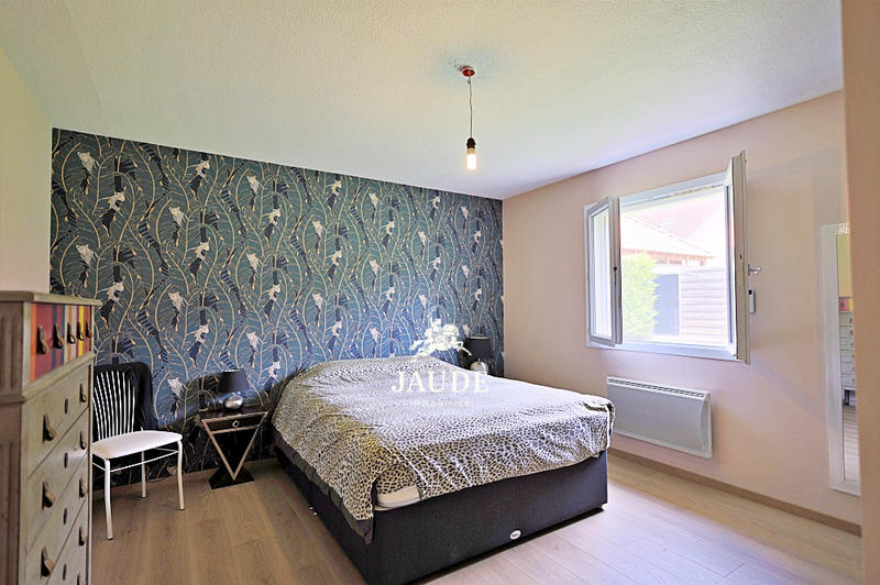 Maison - 180 m² - 5 pièces