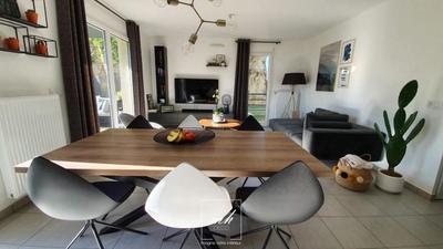 Appartement - 99 m² - 4 pièces