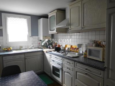 Maison - 89 m² - 6 pièces