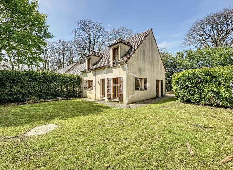 Maison - 105 m² - 6 pièces