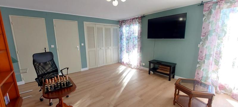 Villa - 209 m² - 8 pièces