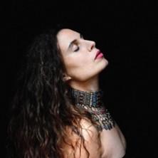 Dafné Kritharas ( Tournée )