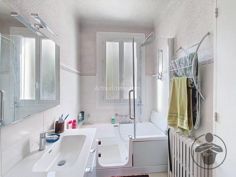 Maison - 96 m² - 4 pièces