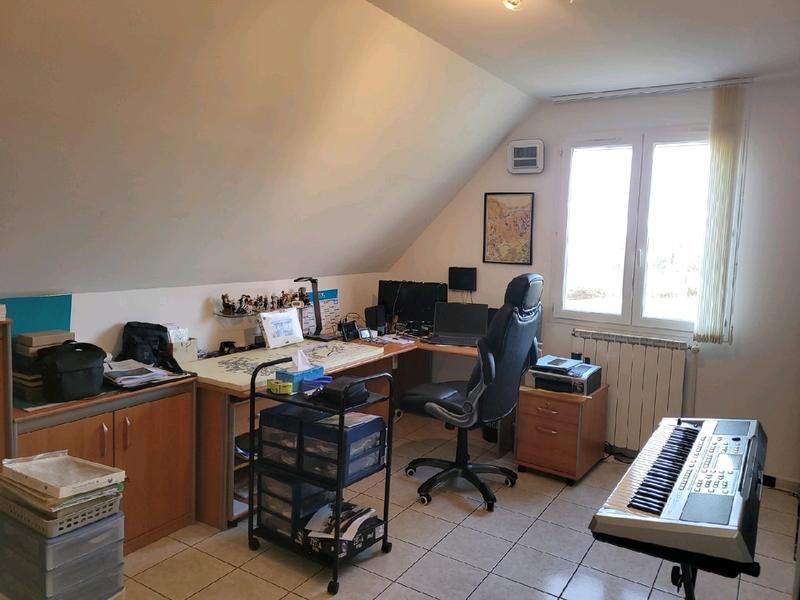 Maison - 240 m² - 8 pièces