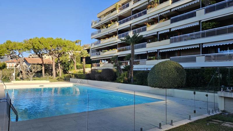 Appartement - 84 m² - 3 pièces