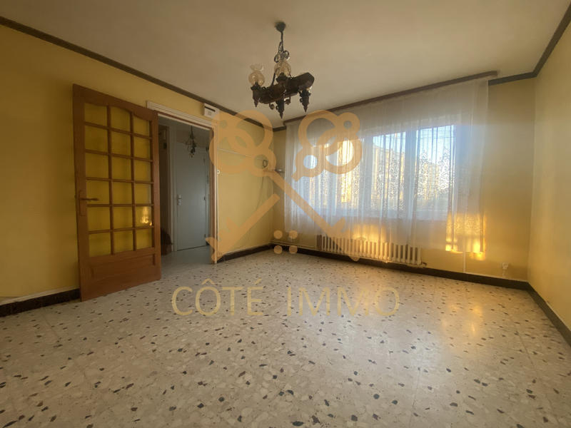 Maison - 97 m² - 6 pièces