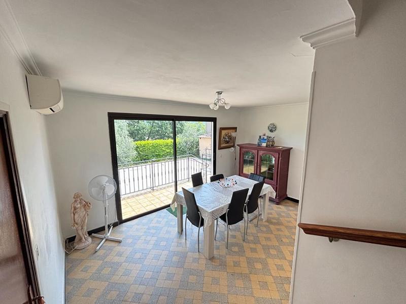 Maison - 95 m² - 6 pièces