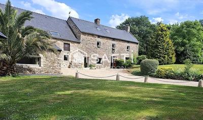 Local commercial - 1 353 m² - 20 pièces